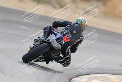 media/Dec-17-2022-SoCal Trackdays (Sat) [[224abd9271]]/Turn 10 Backside (120pm)/